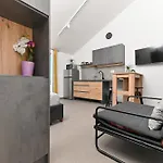 Lity Lily
