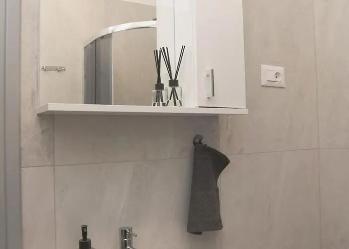 Lity Lily * Podglavica