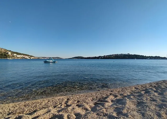 Lity Lily Podglavica